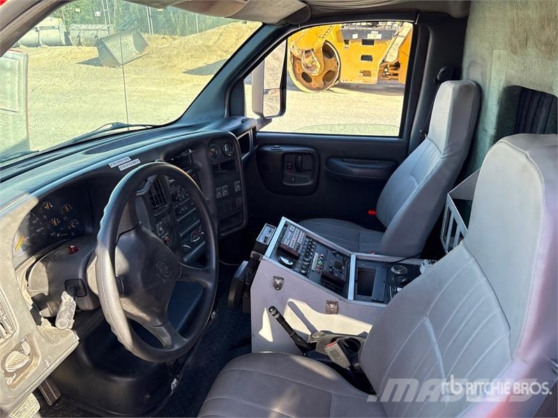 Chevrolet 3500 救護車