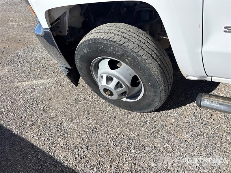 Chevrolet 3500 Pritschenwagen/Pritschenwagen mit Seitenklappe