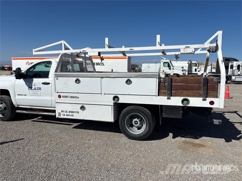 Chevrolet 3500 Pritschenwagen/Pritschenwagen mit Seitenklappe