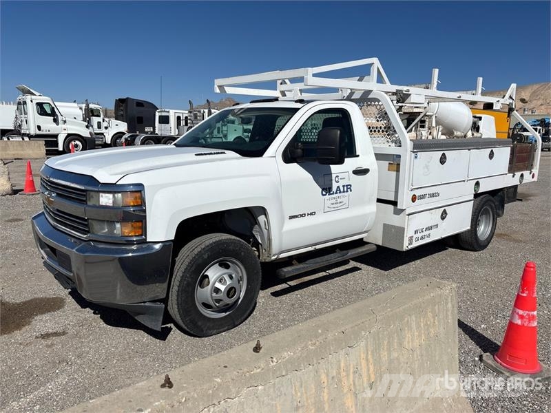 Chevrolet 3500 Pritschenwagen/Pritschenwagen mit Seitenklappe