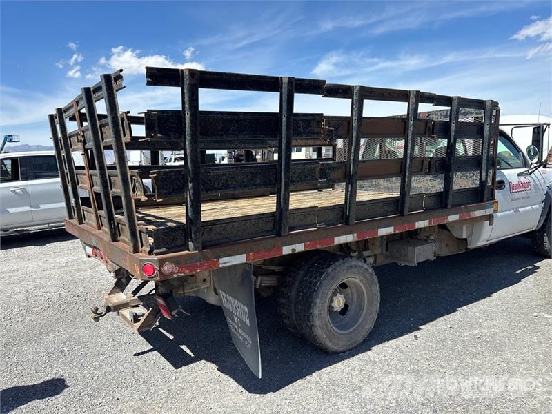 Chevrolet 3500 Pritschenwagen/Pritschenwagen mit Seitenklappe