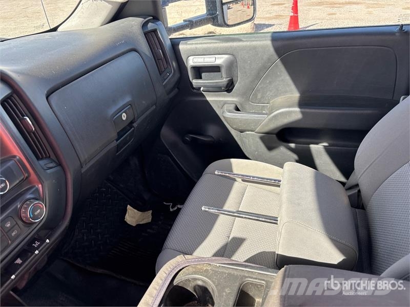 Chevrolet 3500 Pritschenwagen/Pritschenwagen mit Seitenklappe