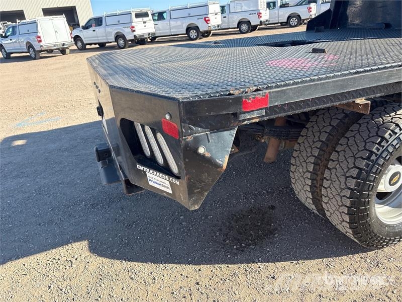 Chevrolet 3500 Pritschenwagen/Pritschenwagen mit Seitenklappe