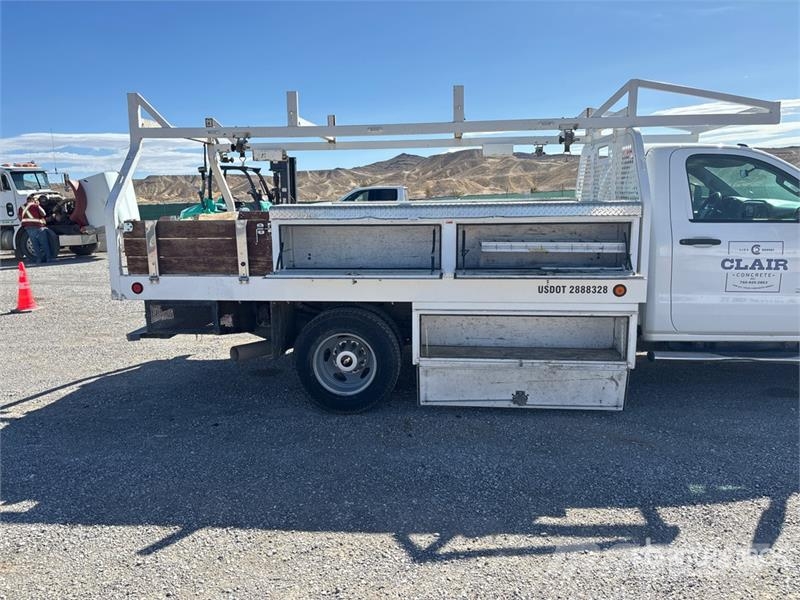 Chevrolet 3500 Pritschenwagen/Pritschenwagen mit Seitenklappe
