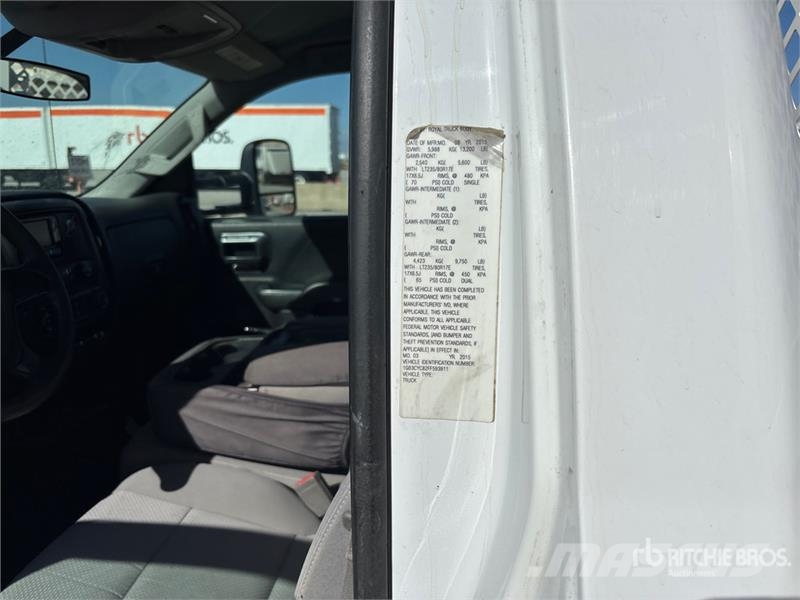 Chevrolet 3500 4x2 Utility Truck Flakbilar/Pickuper