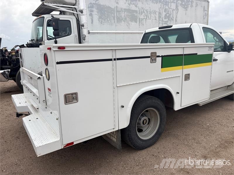 Chevrolet 3500 4x4 Utility Truck Pick up/Dropside
