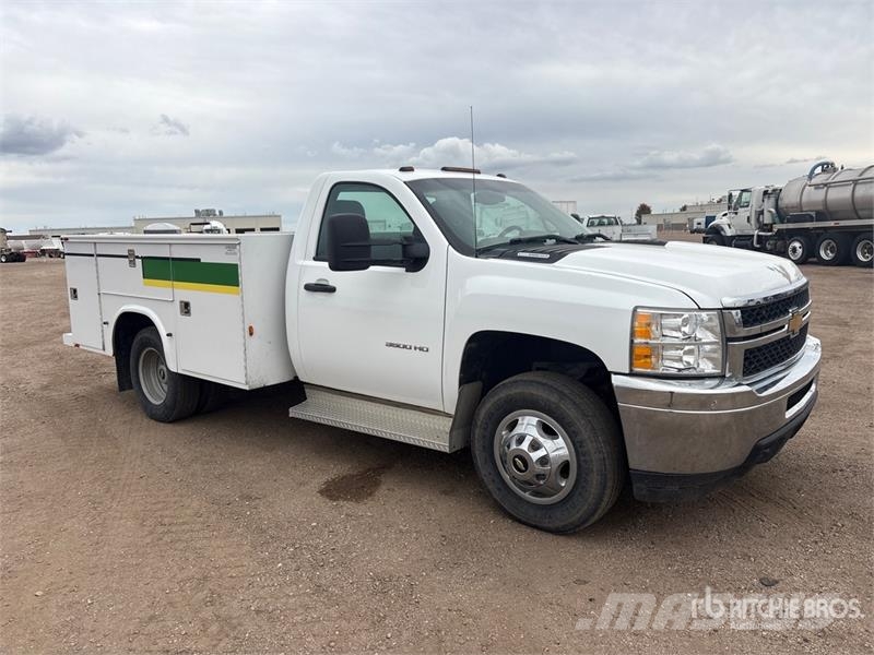 Chevrolet 3500 4x4 Utility Truck Pick up/Dropside