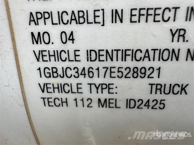 Chevrolet 3500 HD Tovornjaki s kesonom/platojem