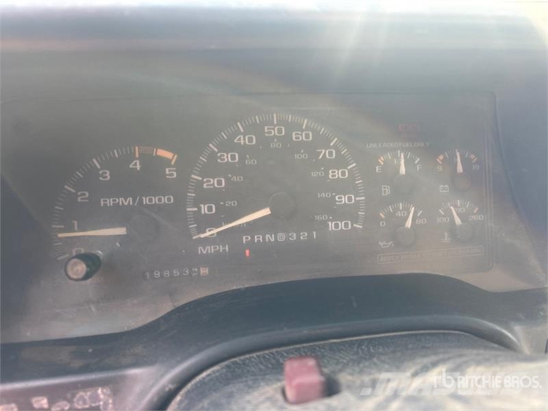 Chevrolet 3500HD Cheyenne 4x2 S/A Dump Truck Caminhões basculantes