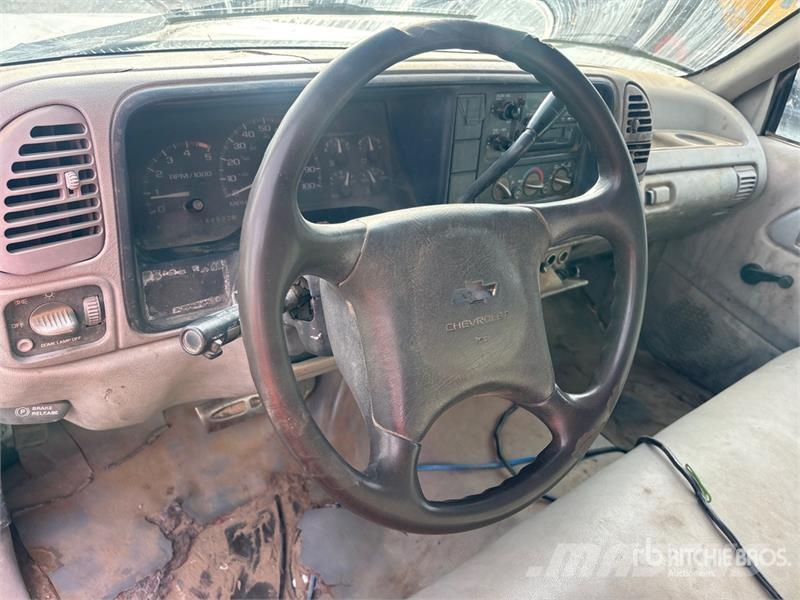 Chevrolet 3500HD Cheyenne 4x2 S/A Dump Truck Caminhões basculantes