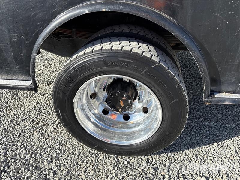 Chevrolet 4500 Lava-autot