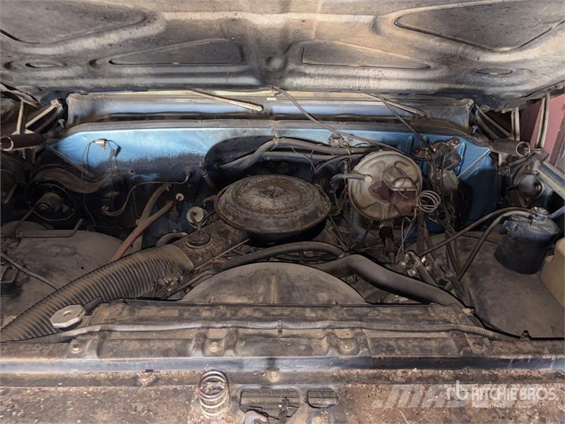 Chevrolet 4x2 Pickup Прочие фургоны