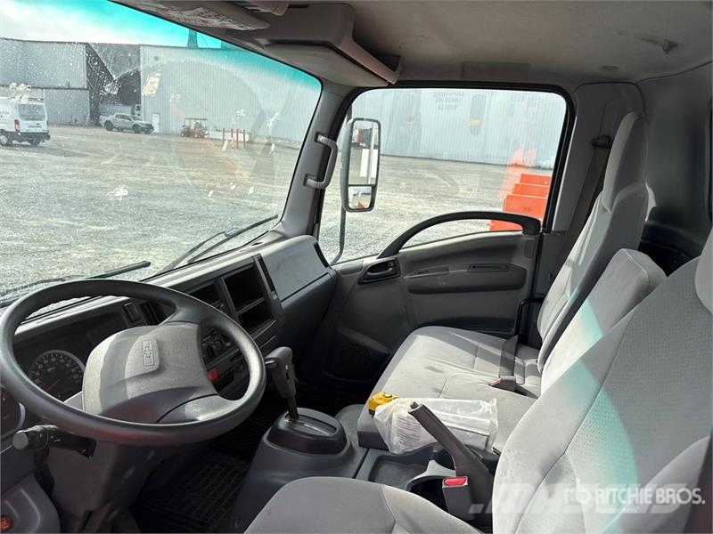 Chevrolet 5500XD 4x2 Chipper Truck Koka skaidu vedēji
