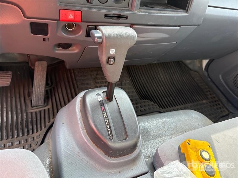 Chevrolet 5500XD 4x2 Chipper Truck Koka skaidu vedēji