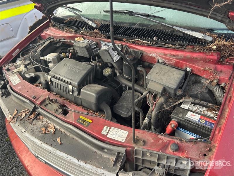 Chevrolet Astro AWD Minivan (Inoperable) Carros