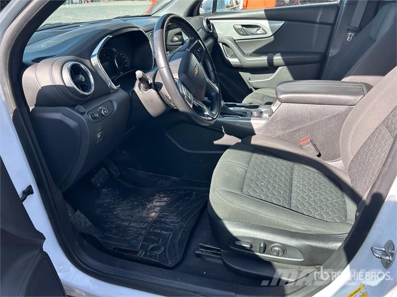 Chevrolet Blazer AWD SUV Avtomobili