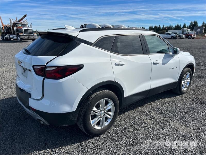 Chevrolet Blazer AWD SUV Avtomobili
