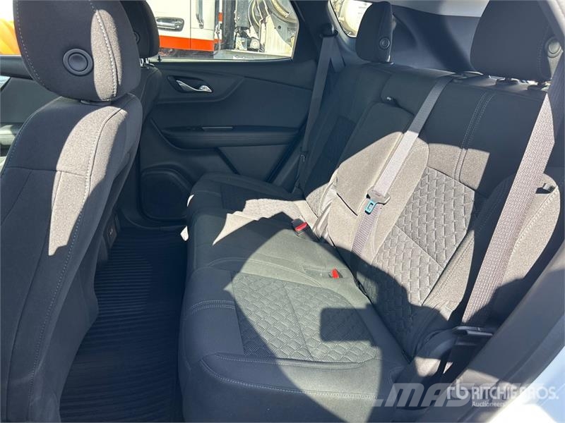 Chevrolet Blazer AWD SUV Avtomobili