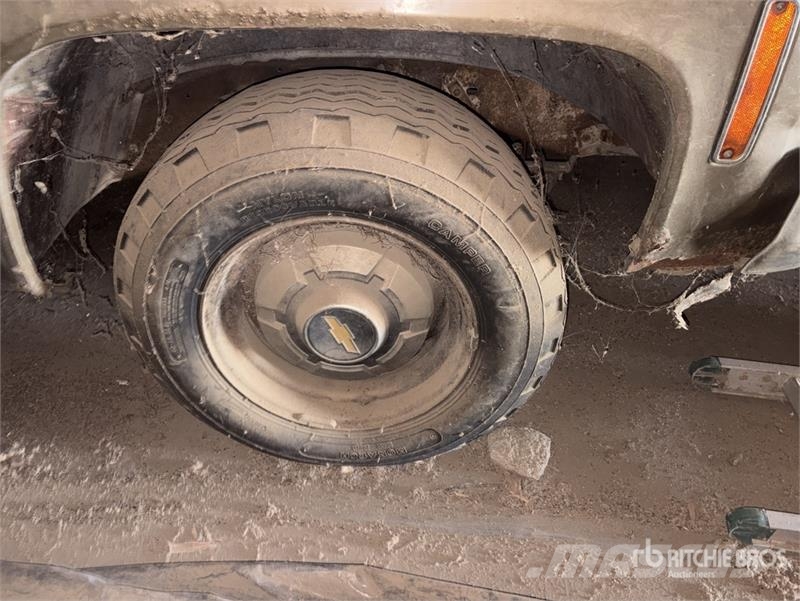 Chevrolet C20 Kis teherszállító/Platós kocsi