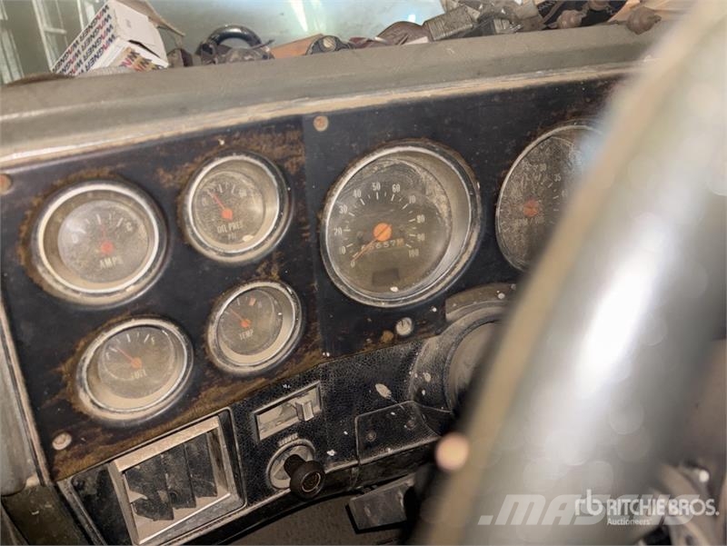 Chevrolet C20 Kis teherszállító/Platós kocsi
