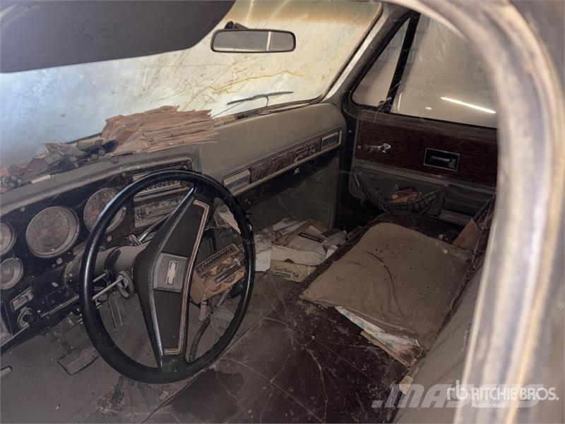 Chevrolet C20 Kis teherszállító/Platós kocsi