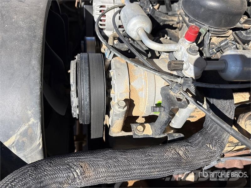 Chevrolet C3500 4x2 Utility Truck Пікапи / Бічне розвантаження
