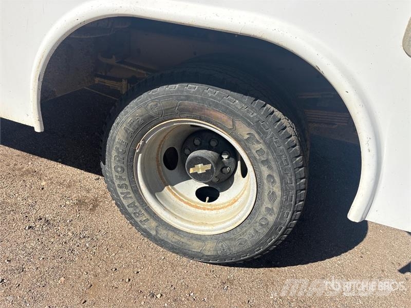 Chevrolet C3500 4x2 Utility Truck Пікапи / Бічне розвантаження