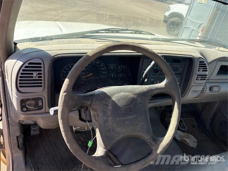 Chevrolet C3500 4x2 Utility Truck Пікапи / Бічне розвантаження