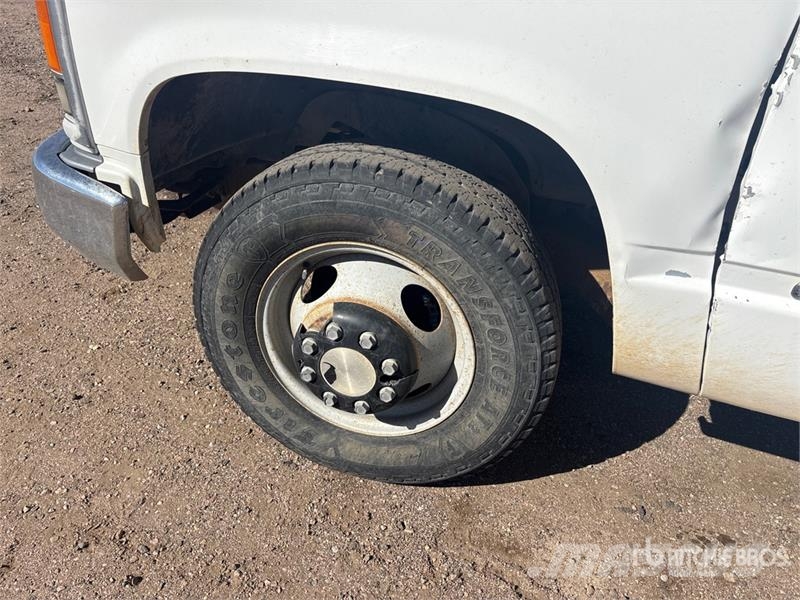 Chevrolet C3500 4x2 Utility Truck Пікапи / Бічне розвантаження
