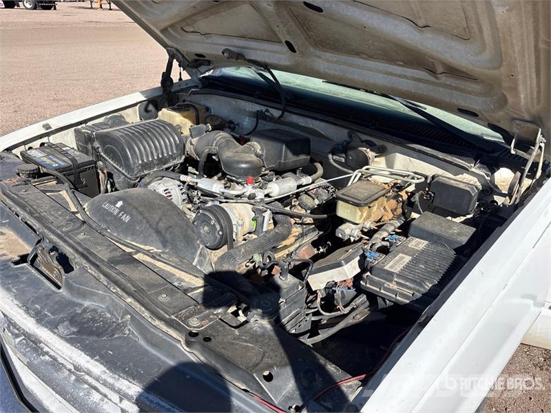 Chevrolet C3500 4x2 Utility Truck Пікапи / Бічне розвантаження