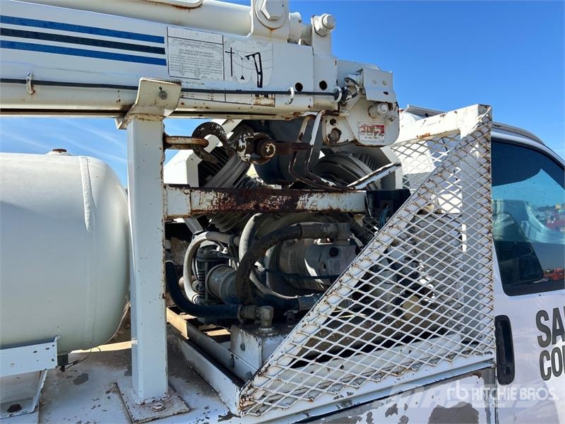 Chevrolet C4500 4x2 Service Truck (Inoperable) 시립/다목적 차량