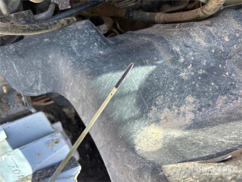 Chevrolet C4500 4x2 Service Truck (Inoperable) 시립/다목적 차량