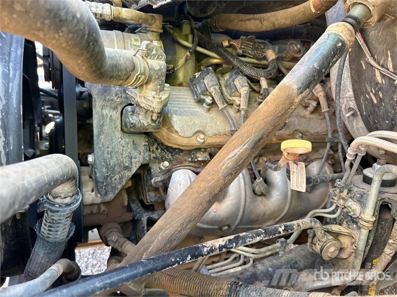 Chevrolet C4500 4x2 Service Truck (Inoperable) 시립/다목적 차량
