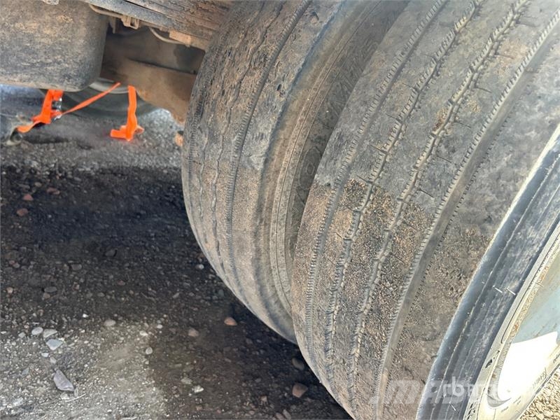 Chevrolet C4500 4x2 Service Truck (Inoperable) 시립/다목적 차량