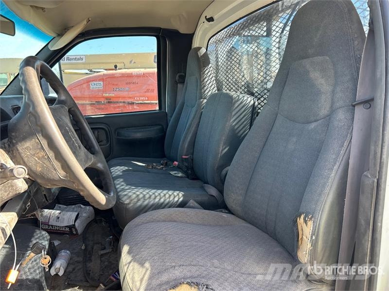 Chevrolet C4500 4x2 Service Truck (Inoperable) 시립/다목적 차량