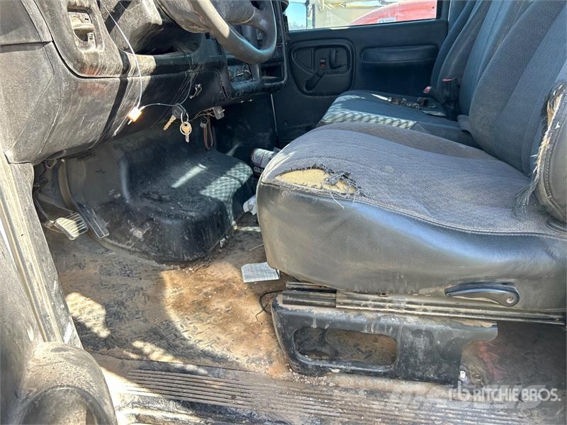 Chevrolet C4500 4x2 Service Truck (Inoperable) 시립/다목적 차량