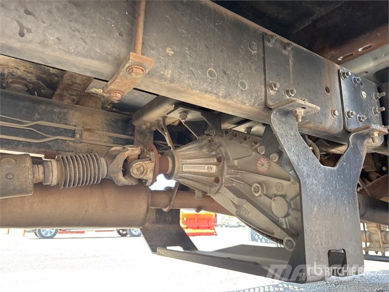 Chevrolet C4500 4x4 Fuel Truck Kamioni cisterne