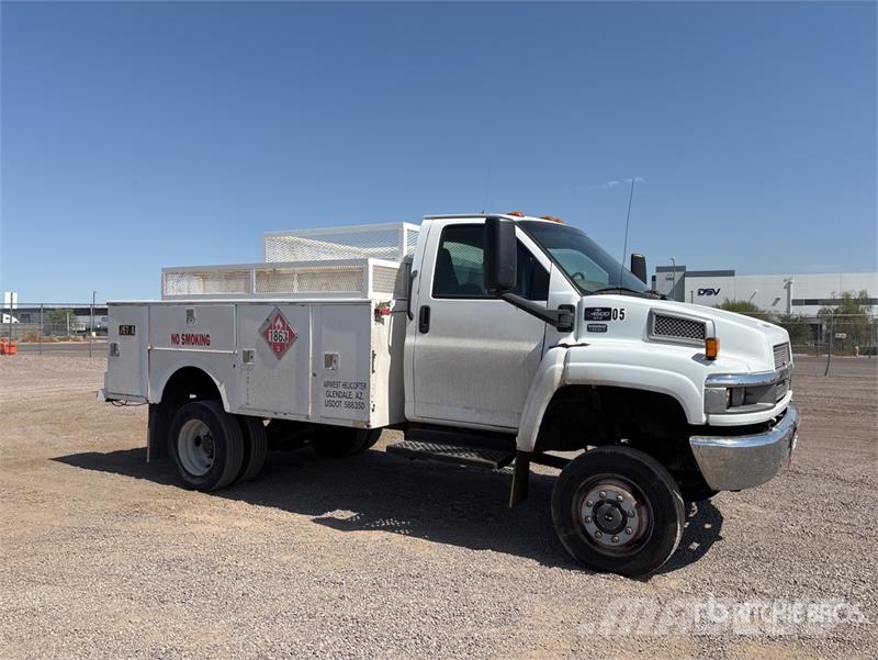 Chevrolet C4500 4x4 Fuel Truck Kamioni cisterne