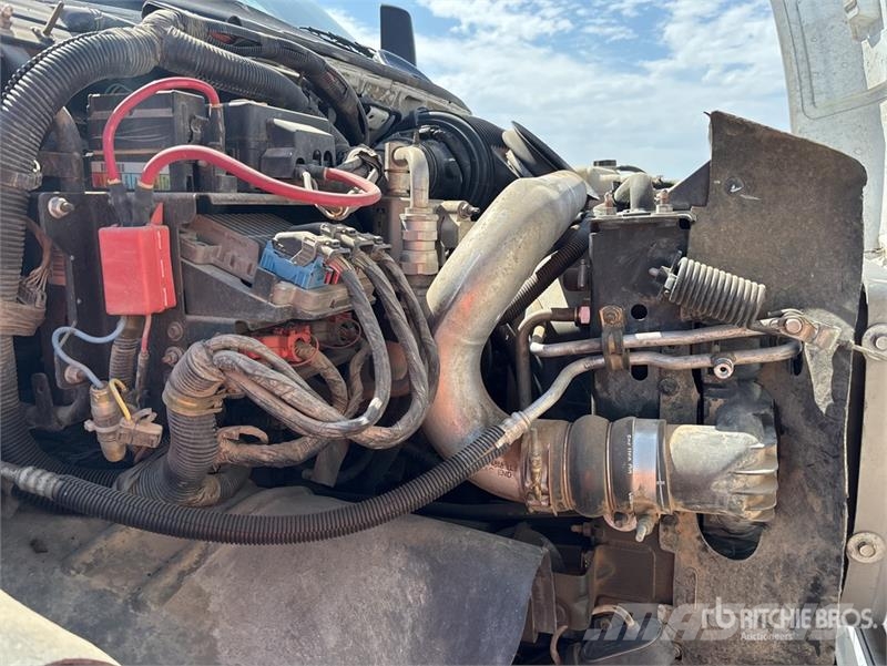 Chevrolet C4500 4x4 Fuel Truck Kamioni cisterne