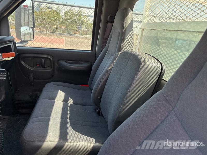 Chevrolet C4500 4x4 Fuel Truck Kamioni cisterne