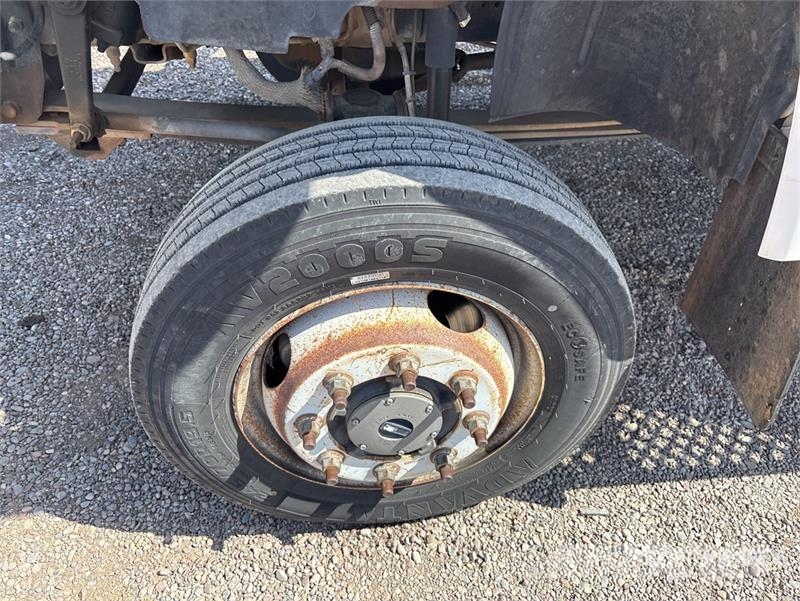 Chevrolet C4500 4x4 Fuel Truck Kamioni cisterne