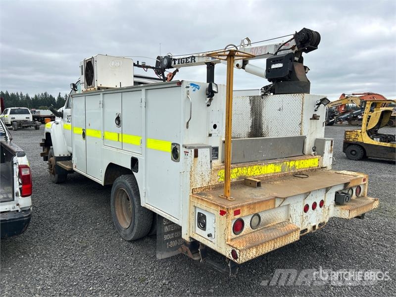Chevrolet C5500 Belediye / genel amaçli araçlar