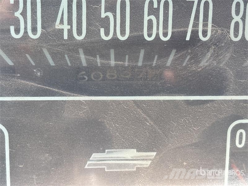 Chevrolet C60 Цистерни за вода
