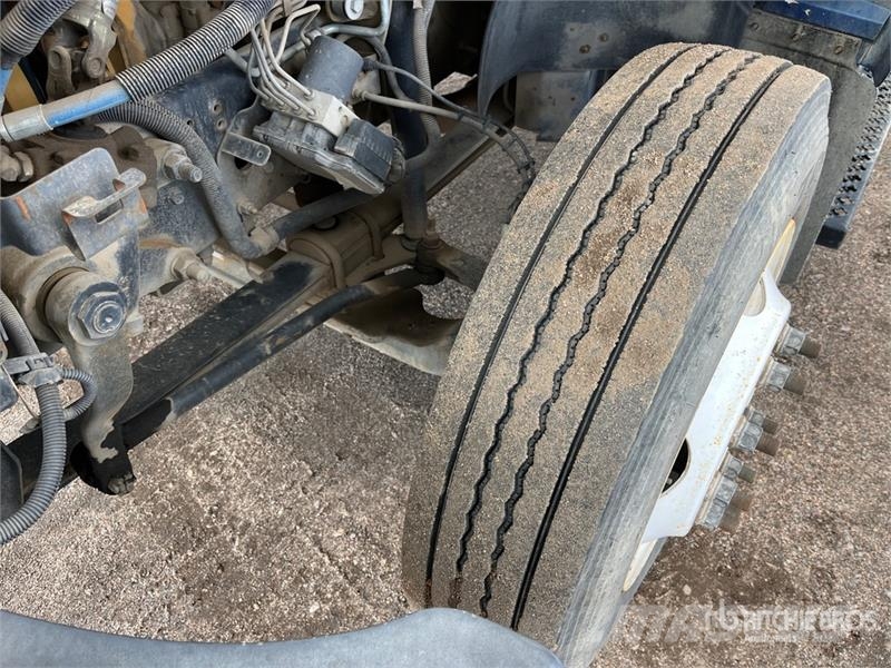 Chevrolet C6000 Pritschenwagen/Pritschenwagen mit Seitenklappe