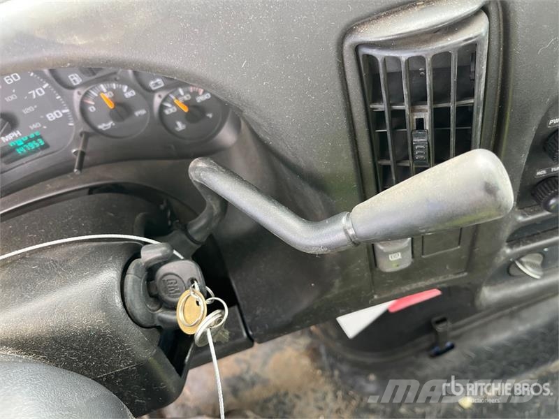 Chevrolet C6000 Pritschenwagen/Pritschenwagen mit Seitenklappe
