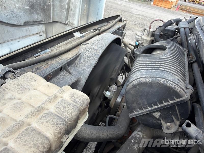 Chevrolet C6500 Kiper tovornjaki