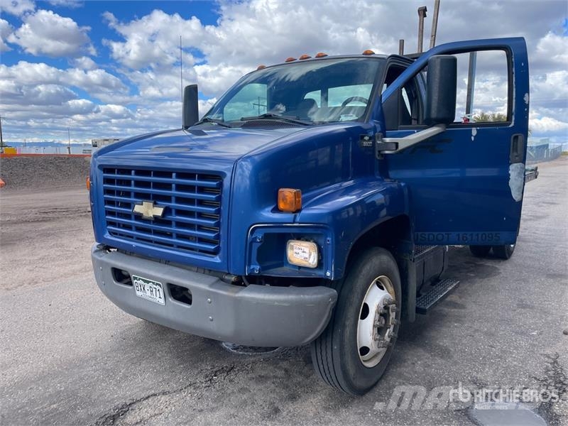 Chevrolet C6500 4x2 Flatbed Truck Kamioni sa otvorenim sandukom