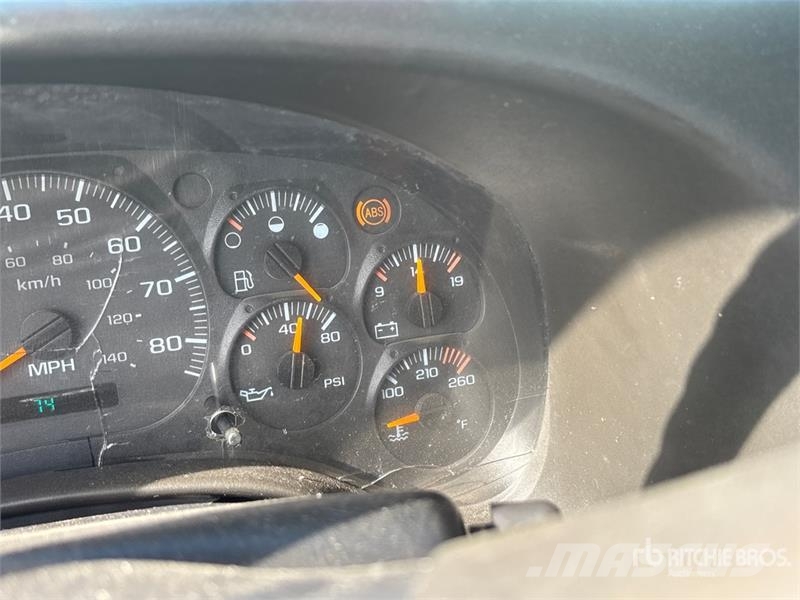 Chevrolet C7500 شاحنات قلابة
