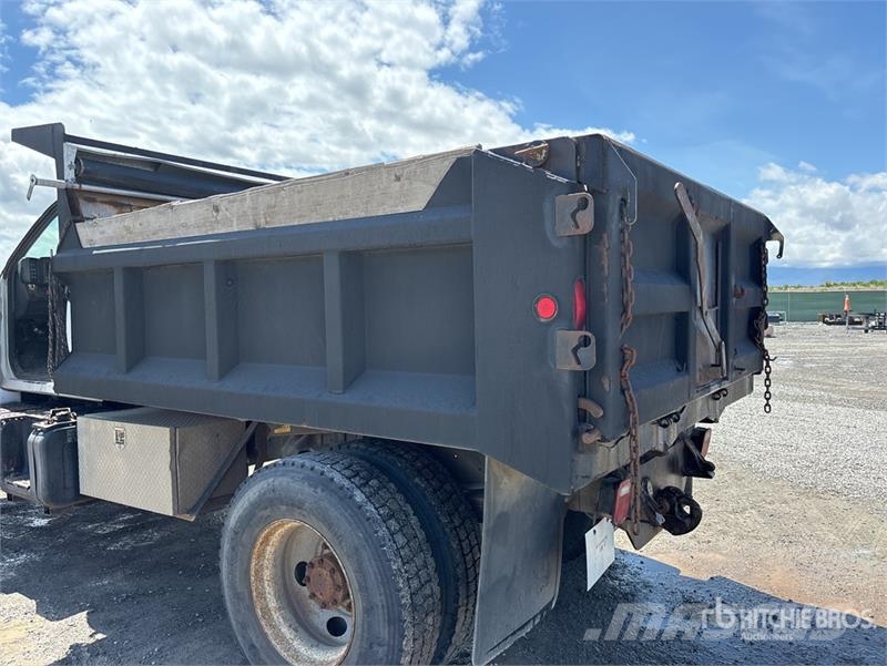 Chevrolet C7500 Tipper trucks