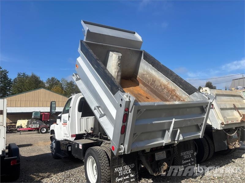 Chevrolet C7500 شاحنات قلابة